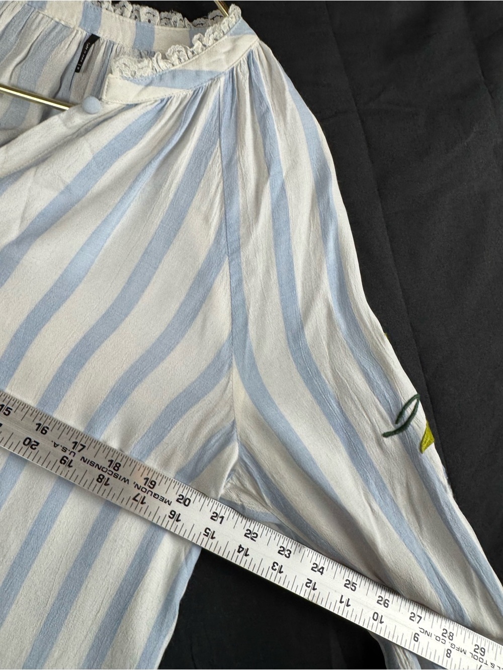 Anthropologie Embroidered & Striped Blouse Sz M Boho Cottagecore Nature Relaxed - Picture 10 of 11